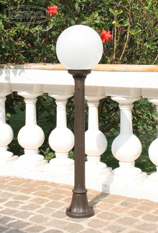 Loose-fit round neck sweater