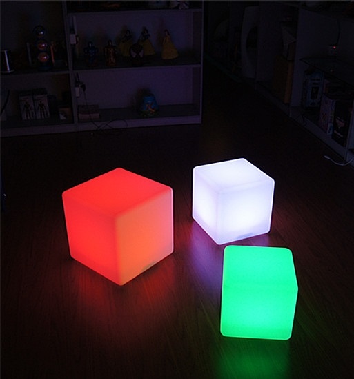 Loose-fit round neck sweater