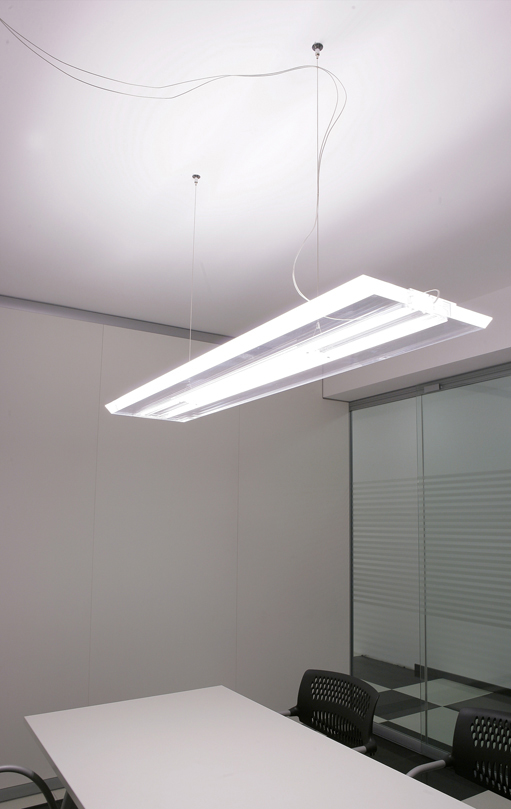 Loose-fit round neck sweater