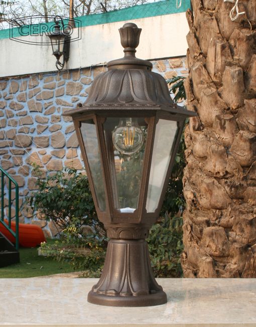 Loose-fit round neck sweater