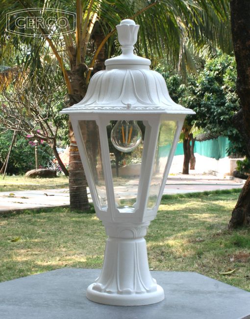 Loose-fit round neck sweater