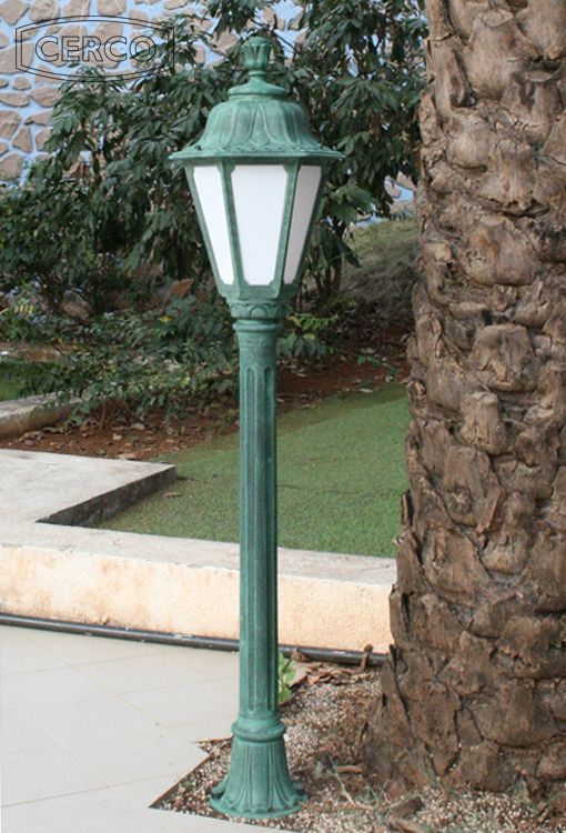 Loose-fit round neck sweater