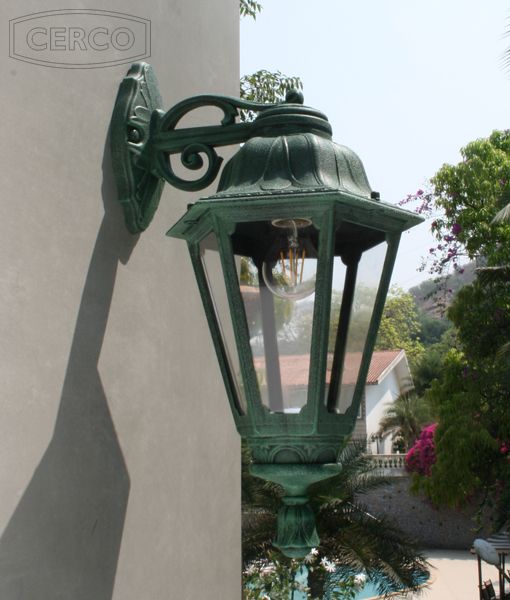 Loose-fit round neck sweater