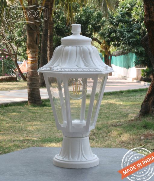 Loose-fit round neck sweater