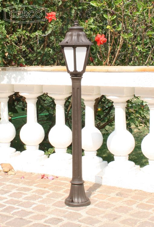 Loose-fit round neck sweater