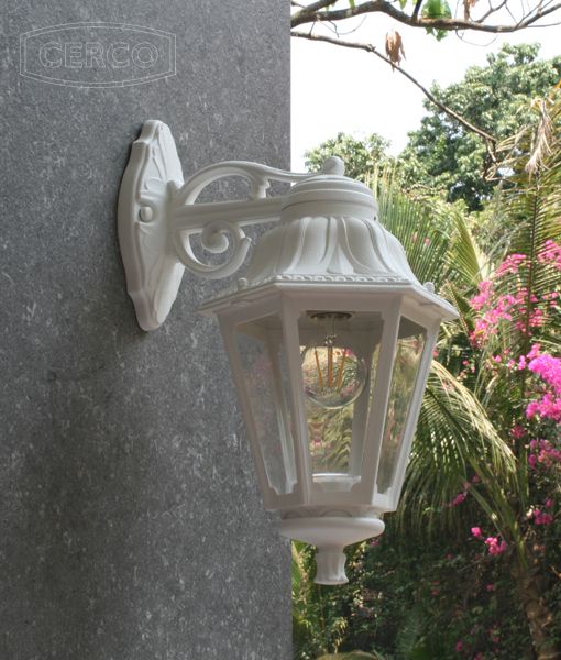 Loose-fit round neck sweater