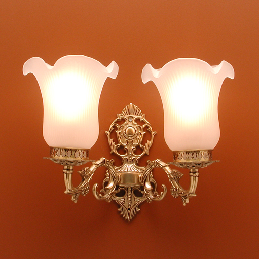 Loose-fit round neck sweater