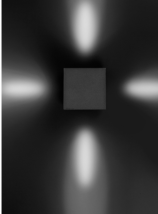 Loose-fit round neck sweater